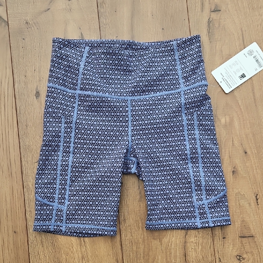 Geometric Patterned Bike Shorts